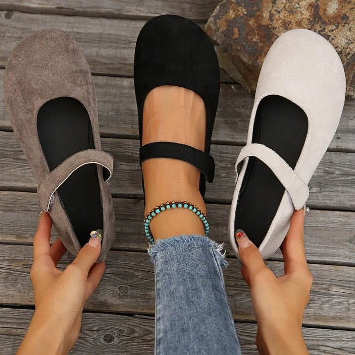 Noir Suede Leather Flats
