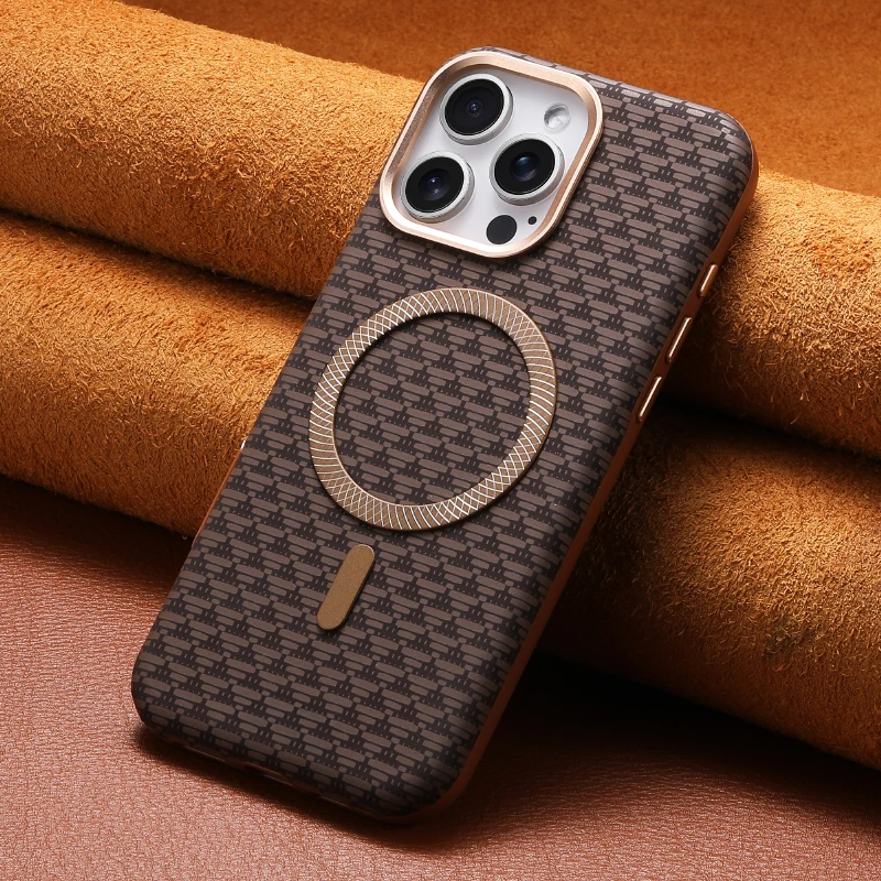 Castello Magsafe iPhone Case