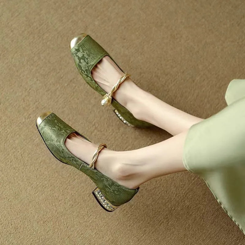 Vela Pearl Pumps